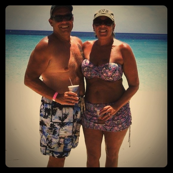 Meet your Posher, Cristalle - Picture 1 of 1